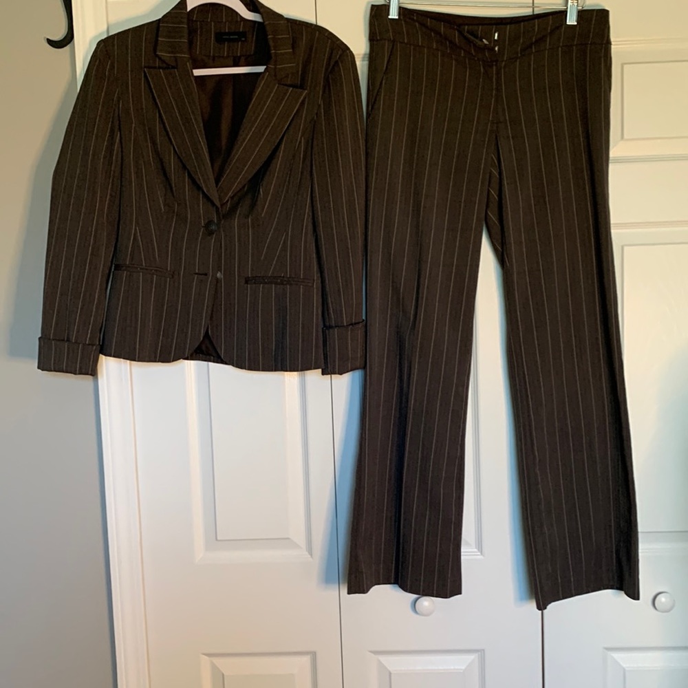Women’s Dutch Vero Moda 2 pc suit set